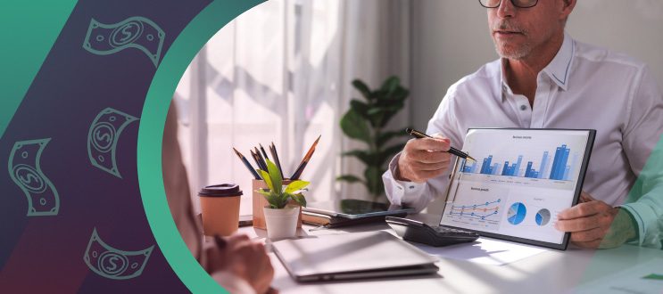 Financial Advisor: Roles, Fees, and Decision-Making